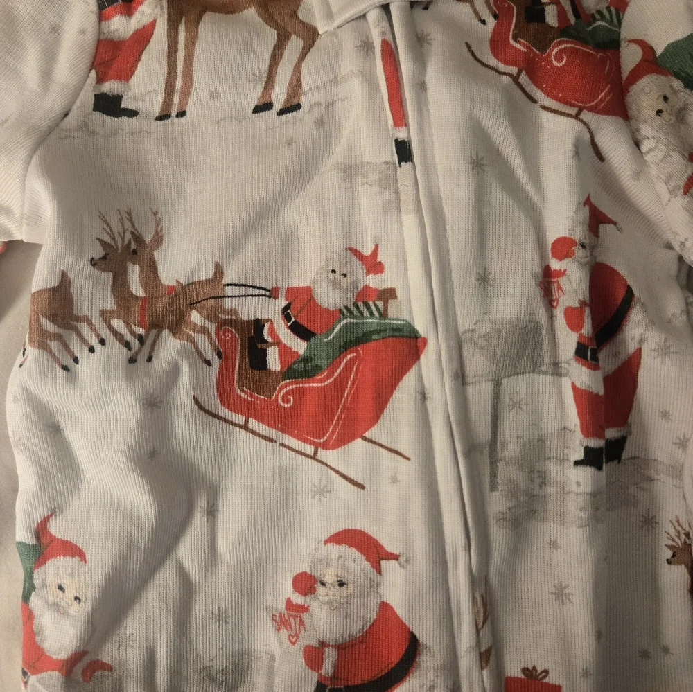 New With Tags Pottery Barn Kids PJs 3-6 months - Picture 4 of 5